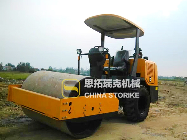 關于小型壓路機方向盤太重怎么辦
