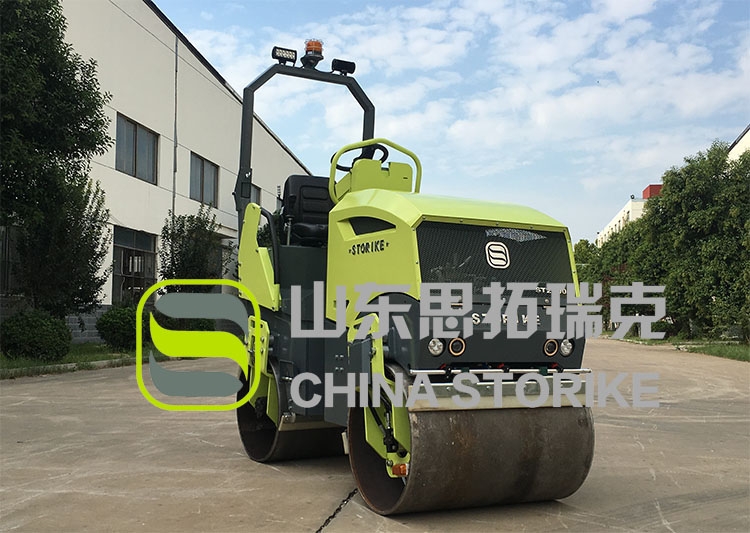 小型壓路機發動機應該怎樣保養？