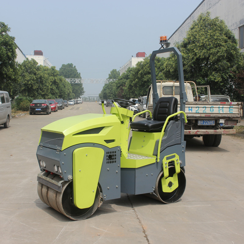 銷量好的小型壓路機各地區價格差異出在哪里