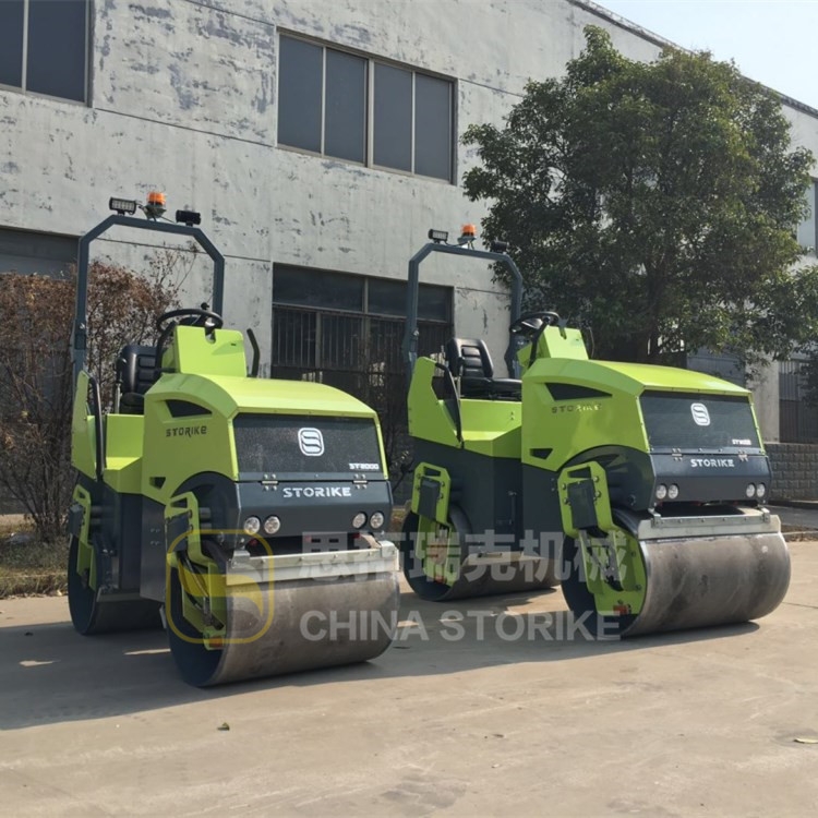 小型壓路機的液壓油如何正確更換更為合適